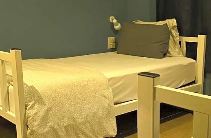 Sleep Eat Here At Donmuang Hotell Bangkok